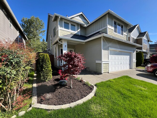 Building Photo - Gorgeous 4 Bedroom Home in Covington
