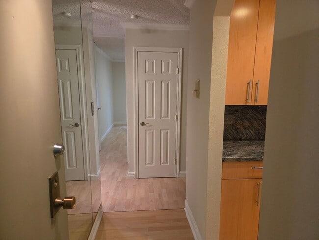 1112 Shelter Creek Ln