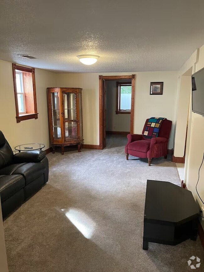 Building Photo - 1501 Rice Creek Rd NE Rental