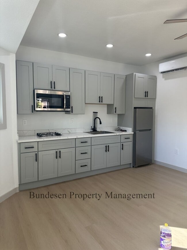 Photo - 601 Falcon Dr