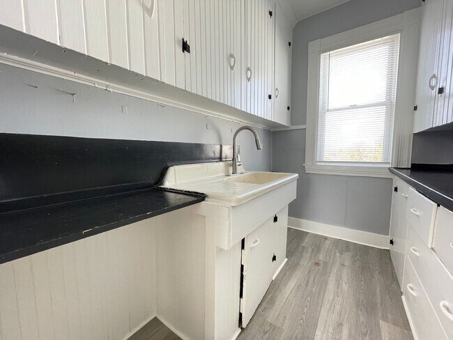 Photo - 301 Amory St Unit 3