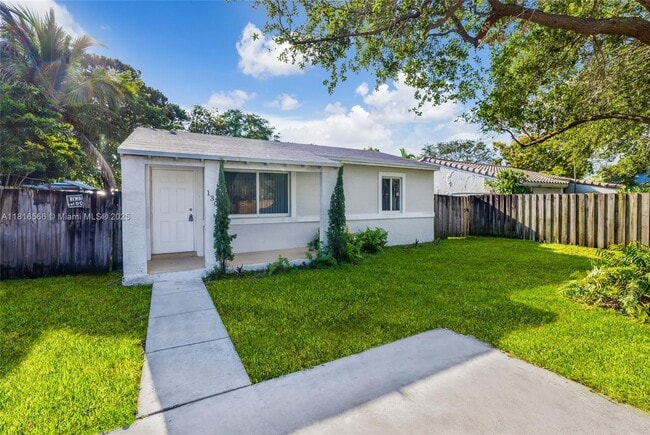 Photo - 1304 NW 6th Ave Apartamento Unidad 1