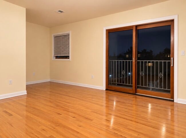 105A North St Unidad Bayonne Home