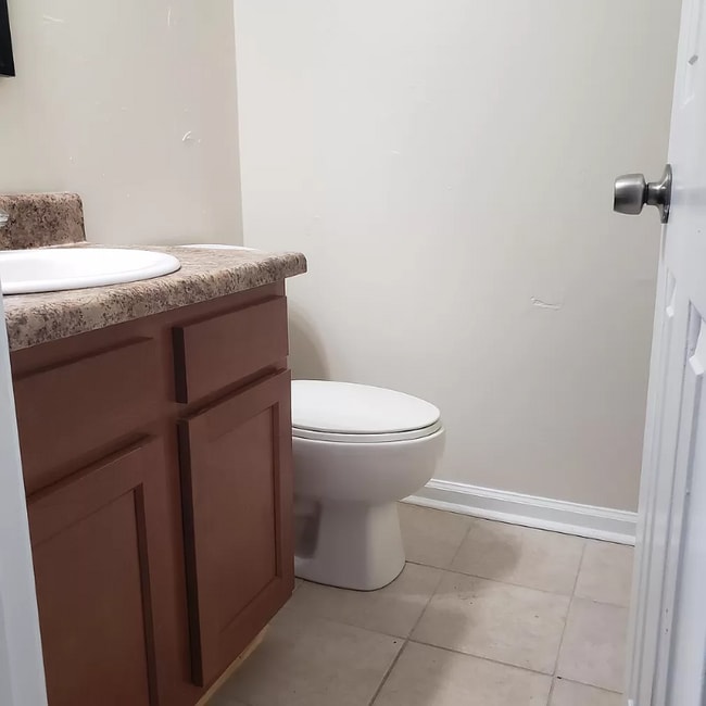 Photo - 1725 Olde Buckingham Rd