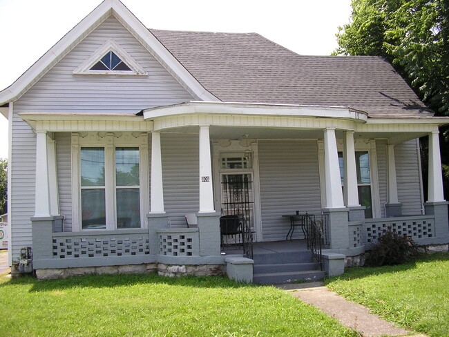 Photo - 809 Broadway Ave Unidad B Rental
