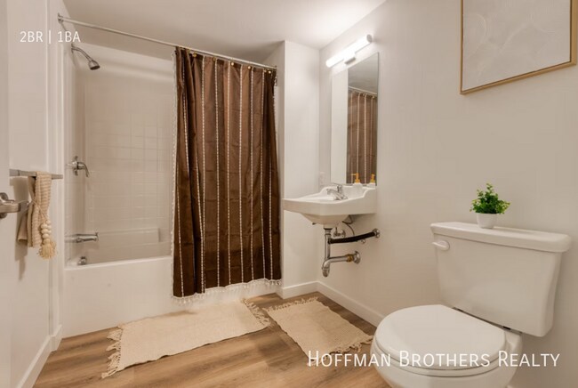 Photo - 1635 E 117th St Unit 216