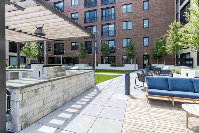 Grilling Station - North Shore Flats