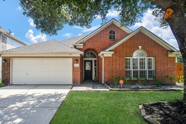 Photo - 707 New Pines Dr