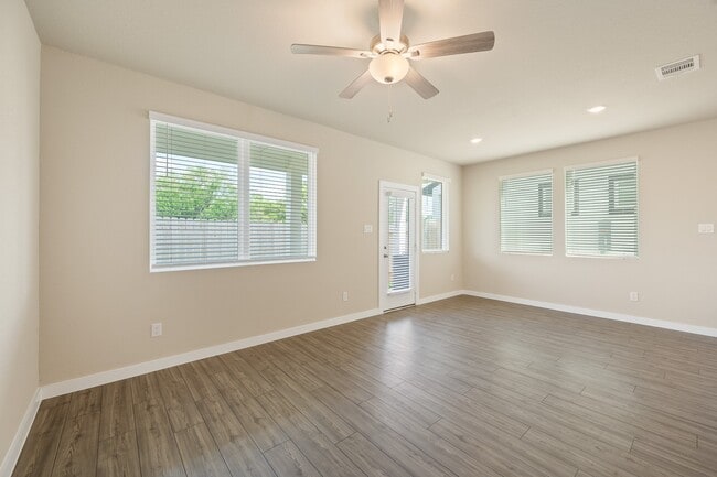 Photo - 3115 Skyrock Dr