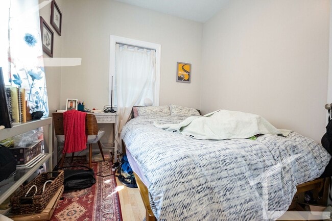 Photo - Great 1 Bed Just Came on the Market