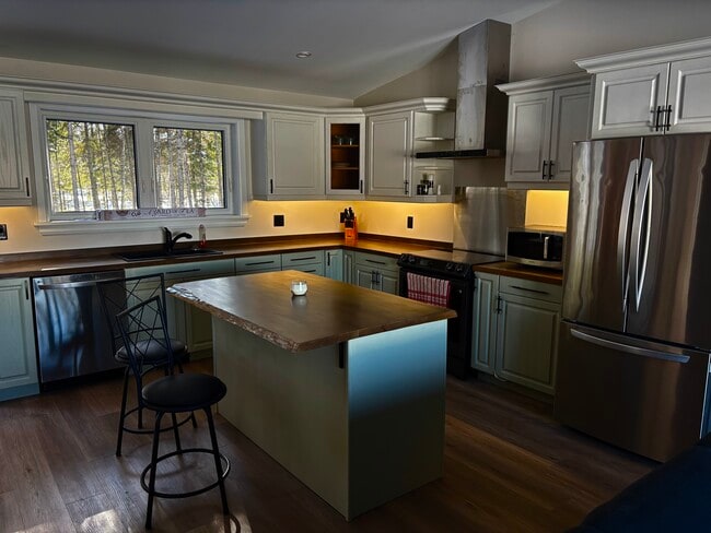 Photo - 34 Bancroft Ridge Dr