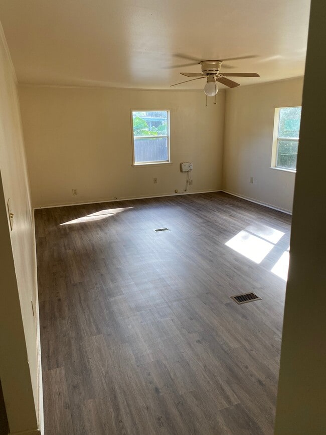 Photo - 36517 Sunshine Rd