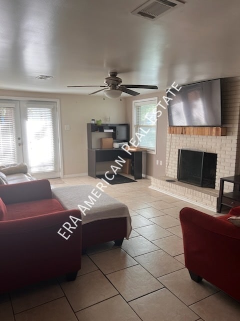 Photo - 304 Harding Rd