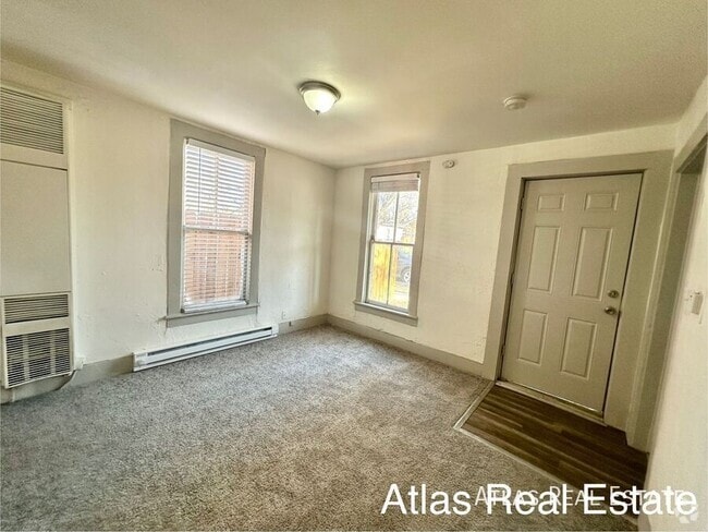 Building Photo - Pick Your Savings! $500 Off OR  Free Rent-... Unit 2203 W Pikes Peak Rental