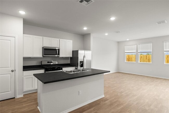 Photo - 116 Kendall Ln