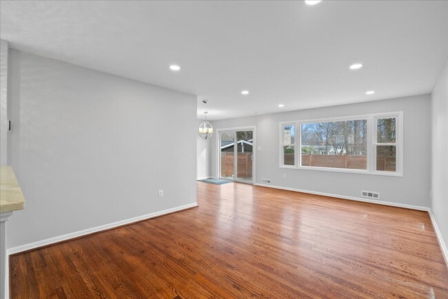 Photo - "Spacious 5-Bed split level Gem with Finished Basement & Fireplace on Brompton St, West Springfie...