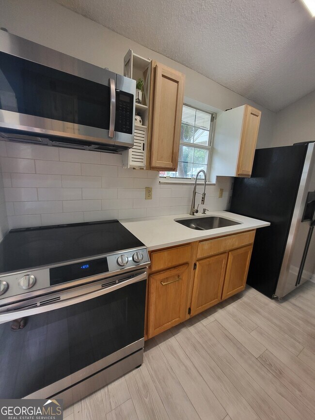 Photo - 207 Madison Ave