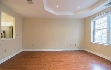 2015 Windrow Dr