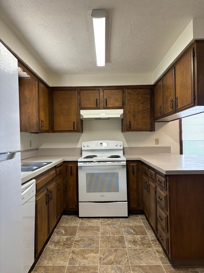 Photo - 4995 Pam Ave SE Unit 4995