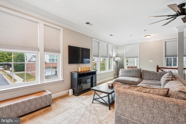 Photo - 3549 Huntley Manor Ln