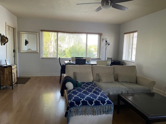 Photo - 1423 Holly Heights Dr Unit 12