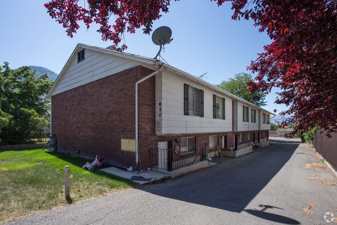 Photo - 650 E 500 S Apartments