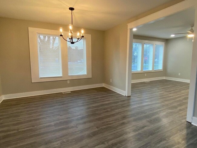 Photo - 1410 E Grundy St