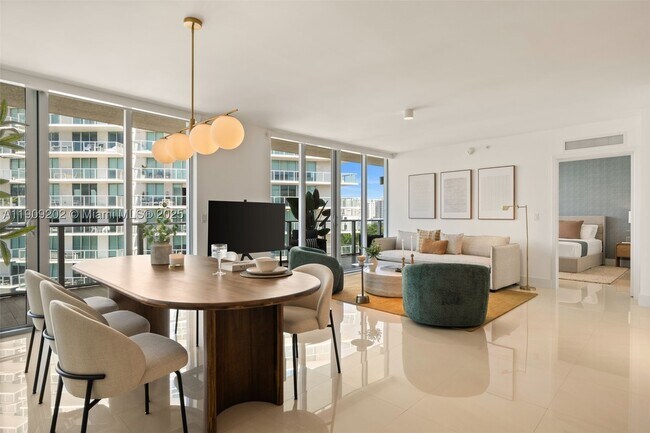 Photo - 6620 Indian Creek Dr Unit 713