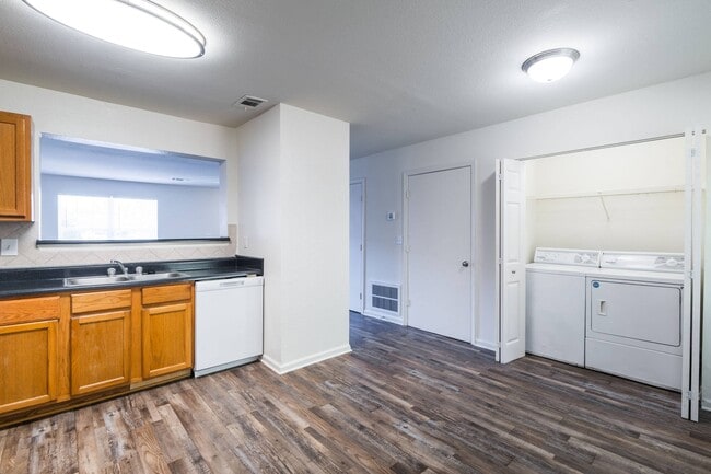 Photo - Crescent Pointe Townhomes