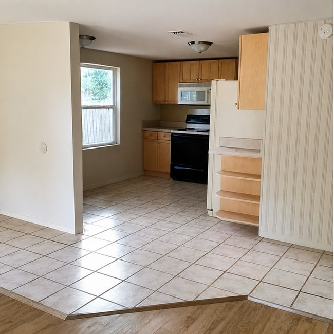 Photo - 6709 49th Ave N