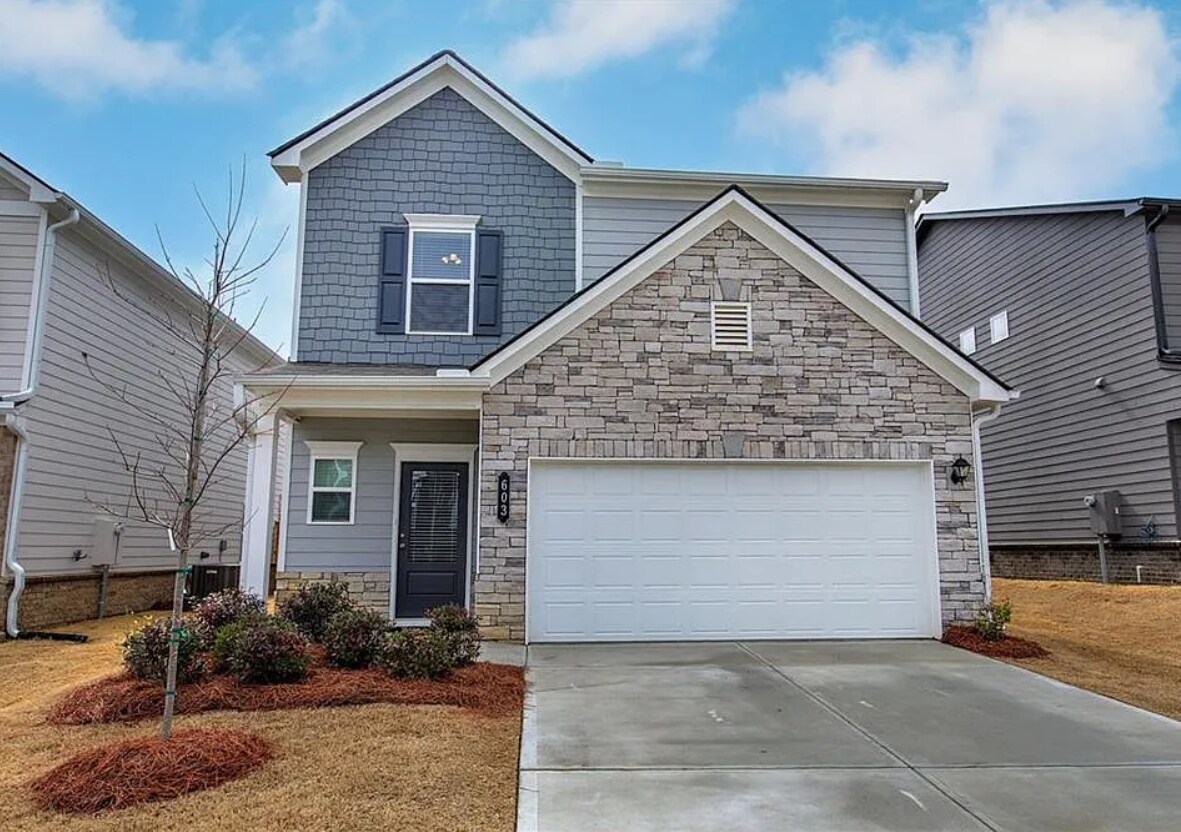 Photo - 603 Blaven St