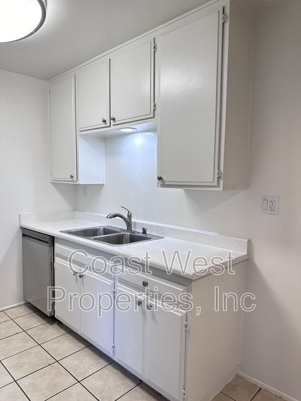 Photo - 1810 Broadway St Unit 15