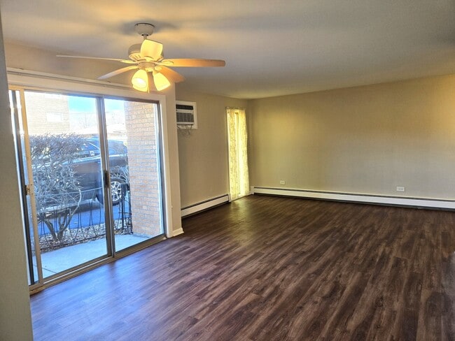 Photo - 4712 W 107th St Unit 1D