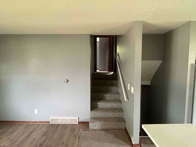 Photo - 1105 Mary Ave