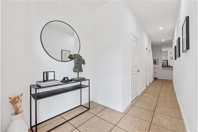 Photo - 151 SW 7th Ct