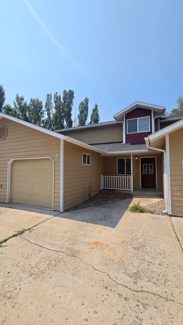 Building Photo - PRICE REDUCED