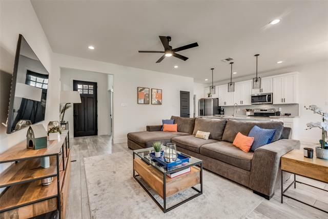 Photo - 3001 Fernwood Ave