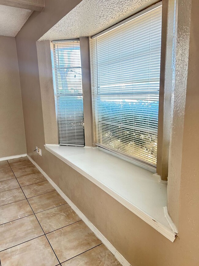 Photo - Well-Maintained 3-Bed / 2.5-Bath Home in Central Arlington