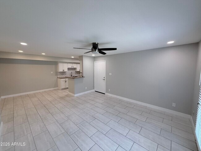 Photo - 5995 N 78th St
