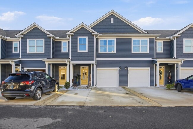 Building Photo - 6668 Lemon Ln