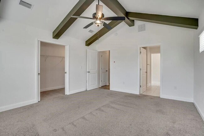 Photo - 463 Grand Oaks Rd