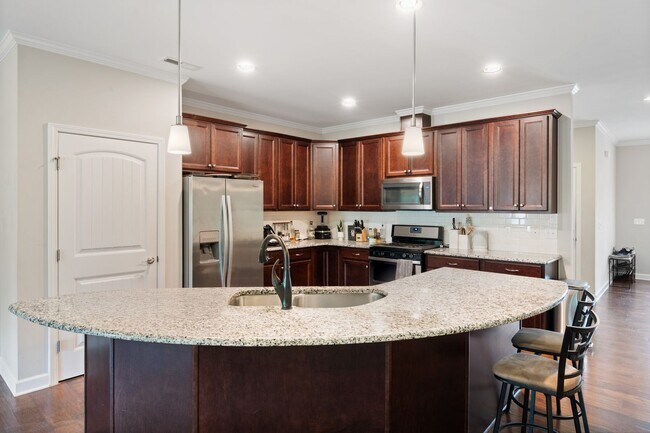 Photo - 3-Bedroom Townhome Available Eary July!