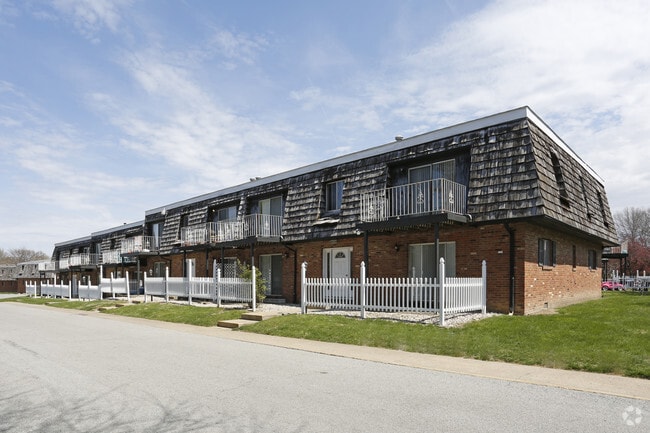Denison Place - Denison Place