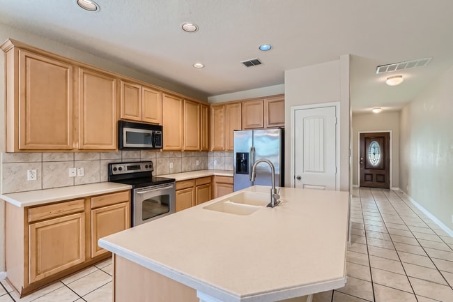 Photo - 806 Cielo Way