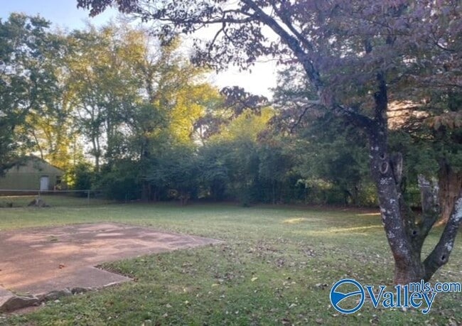 Photo - 3203 Dyas Dr NW