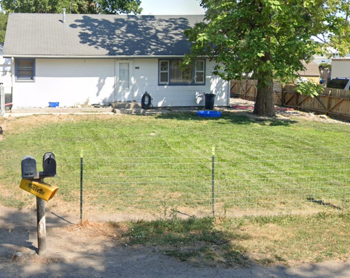 Two Bedroom -with garage! - Two Bedroom -with garage! House