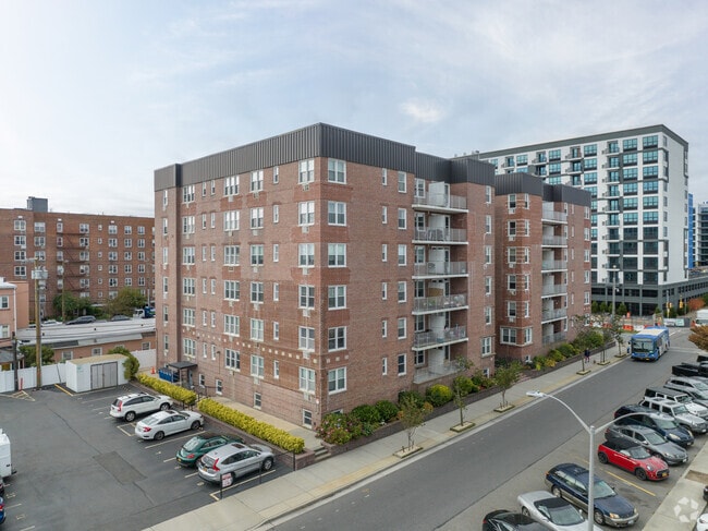 Photo - Seward Park Cooperative