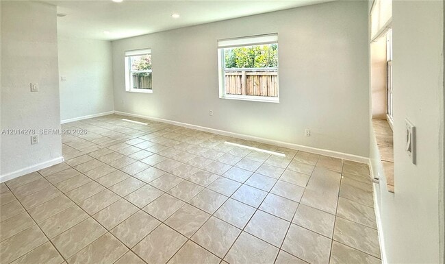 Photo - 2318 Dewey St