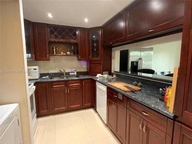 Photo - 17100 SW 94th Ave Unit 503