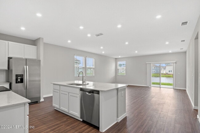 Photo - 14695 Macadamia Ln